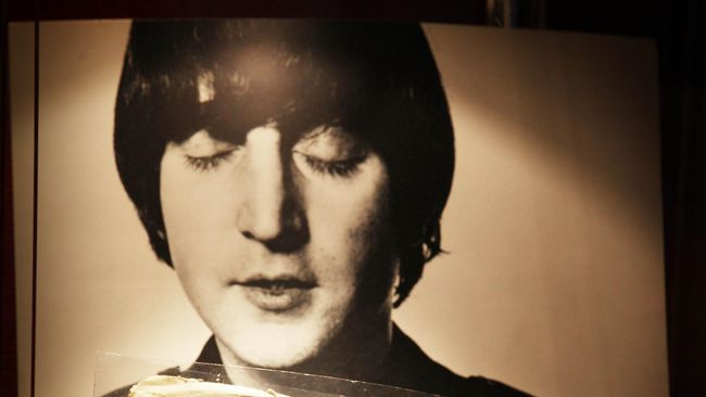 Mengenang Detik-detik Kematian John Lennon