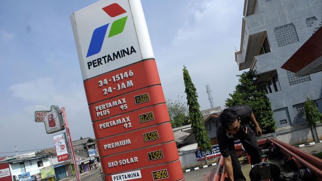 Pemerintah Ancang-ancang Naikkan Harga Premiun dan Solar