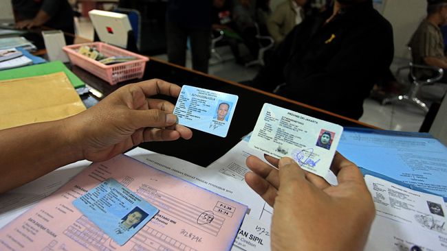 Kemendagri Cetak 18,9 Juta Blanko e-KTP untuk Pilkada 2018