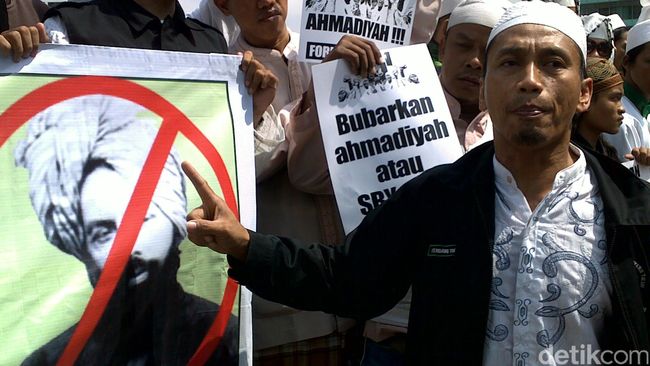 FPI Kepung Markas Ahmadiyah, Kepolisian Gelar Mediasi