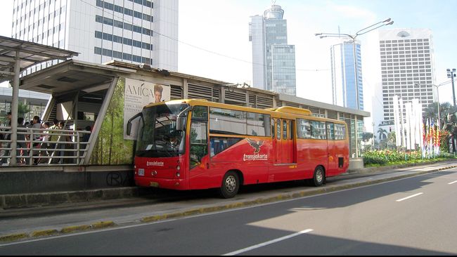 hari ahok 2014 ini Ahok Angkutan Kunjung Tambah Tak TransJakarta Turun, Tarif