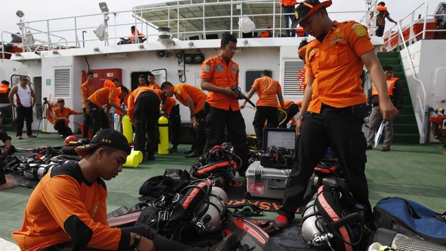 30 Hari Cari QZ8501, 19 Penyelam TNI AL Kena Dekompresi