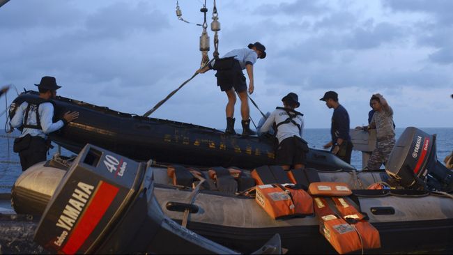 Sinyal dari Kotak Hitam QZ8501 Tertangkap Kapal Jadayat