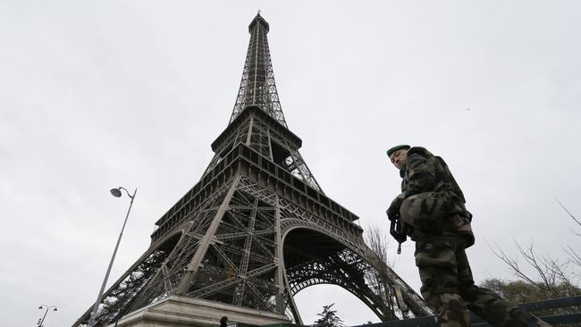RUU Baru Perancis Bebaskan Polisi Sadap Warga