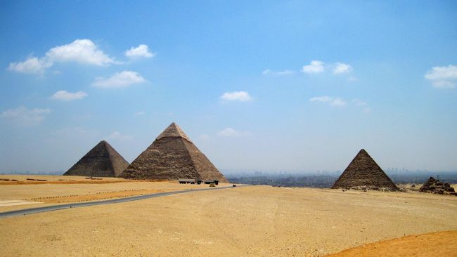 Ada Ruang Rahasia di Piramida Giza?