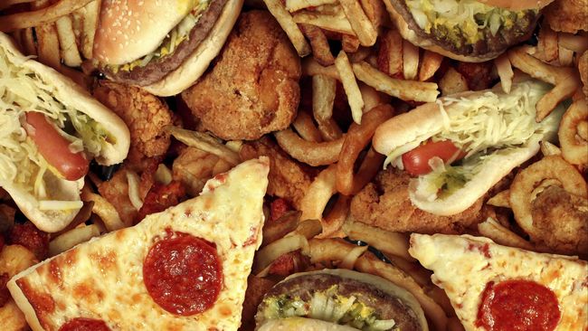 Promo Makanan Bikin Orang 'Makan Tidak Sadar' dan Berlebihan