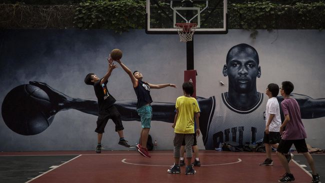 Michael Jordan, Atlet Superstar Nomor Satu di Dunia