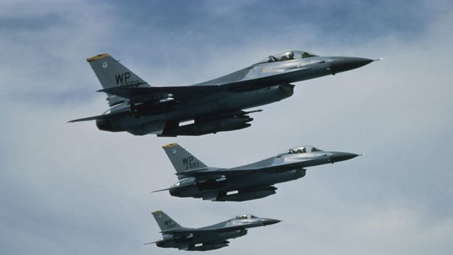 Turki dan AS Akan Luncurkan Serangan Udara Melawan ISIS