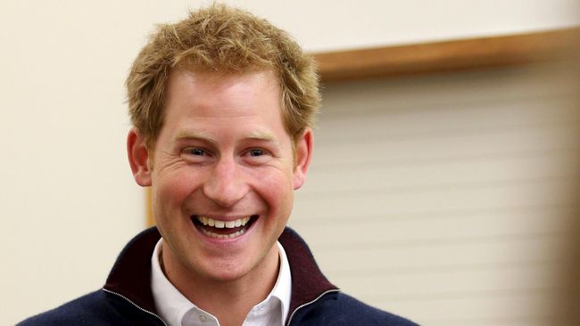 Pria Inggris Rela Bunuh Pangeran Charles agar Harry Jadi Raja