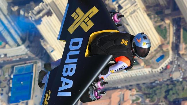 Reputasi Mentereng Dua Manusia Terbang di Langit Dubai