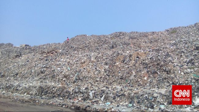 Djarot Sambut Sampah Plastik untuk Aspal