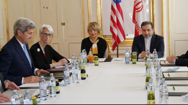 Rusia Minta Embargo Senjata Iran Dicabut Setelah Kesepakatan
