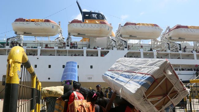 Penumpang Angkutan Laut Jelang Natal Capai 59 Ribu