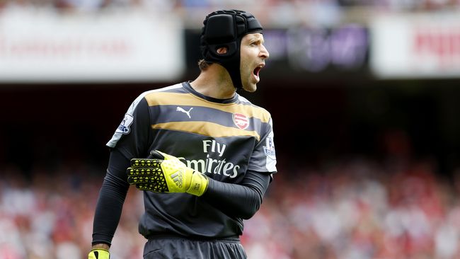 Cech Blunder, Arsenal Tertinggal 0-1 di Babak Pertama
