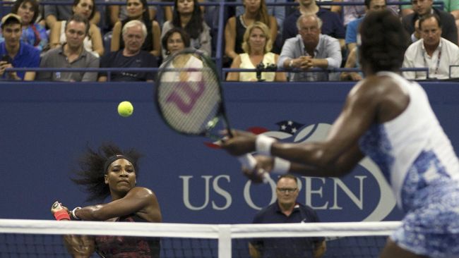 Kalahkan Venus, Serena Williams Tembus Semifinal AS Terbuka