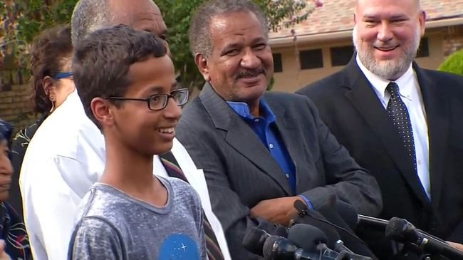 Ahmed Mohamed, Remaja Muslim Perakit Jam yang Dikira Bom