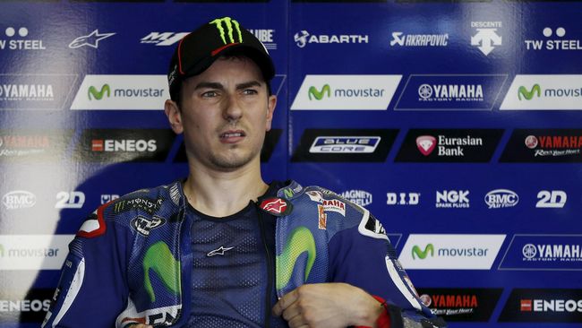 Lorenzo Nyaris Lempar Handuk di Sirkuit Assen