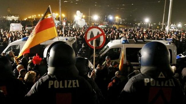 Kelompok Anti-Islam Jerman Turun ke Jalan Menolak Pengungsi