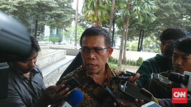 Aziz dan Masinton Bantah Tekan Miryam