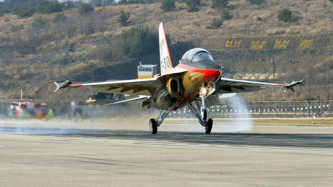 Canggihnya Pesawat Tempur Golden Eagle T-50