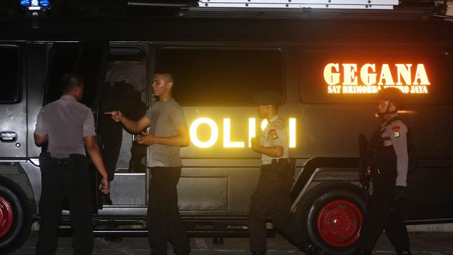 Tas yang Diamankan Tim Gegana Ternyata Berisi Kalender