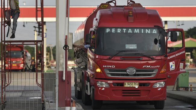 Dipecat Pertamina Patra, Ribuan Sopir Tangki Ancam Mogok