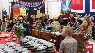 Cerita Saat Tamu dari Norwegia Berkunjung ke Kelasku