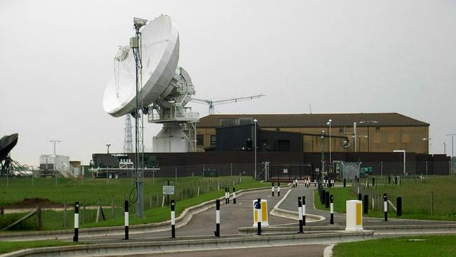Pentagon Akan Buka Pusat Intelijen Baru di Inggris