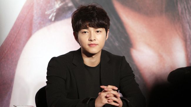 Agensi Bantah Song Joong Ki & Song Hye Kyo ke Bali Bersama
