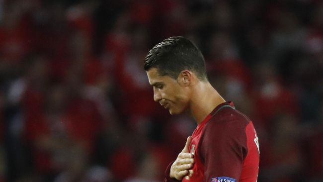 Ronaldo Pemain Terbaik Portugal 2016