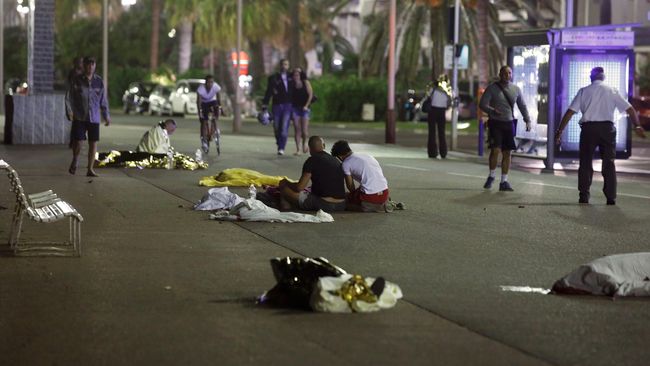 Saksi Mata Gambarkan Horor Teror Truk di Nice