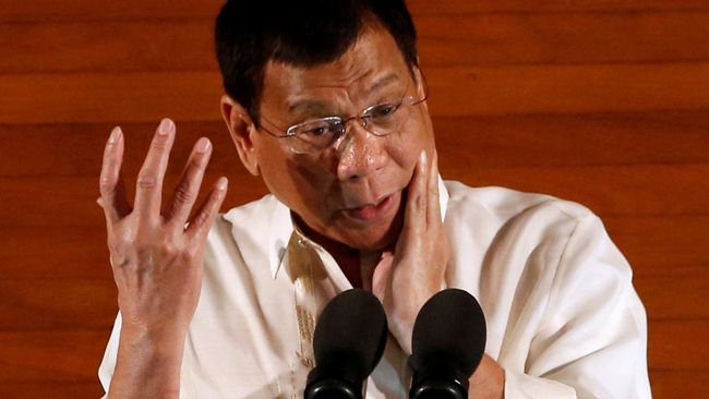 Tak Mau Didikte AS, Duterte Sebut Obama 'Anak Pelacur'