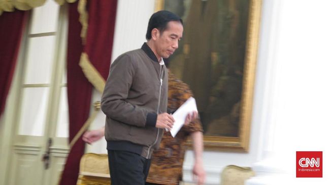 Kapan Di Manakah Jokowi Membeli Jaket Bomber Fenomenalnya Womantalk Kapan Di Manakah Jokowi Membeli Jaket Bomber Fenomenalnya Womantalk
