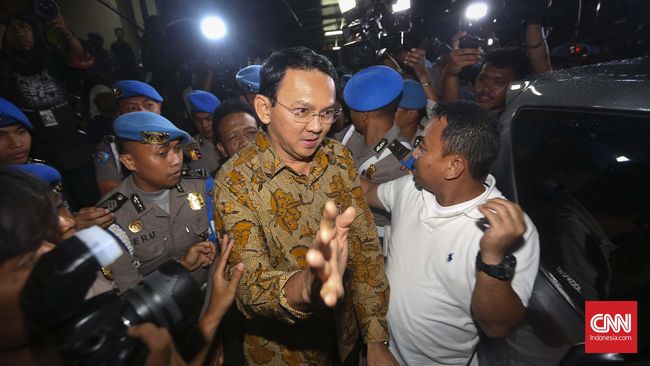 wisata halal lombok wisata kuliner jogja pak bondan