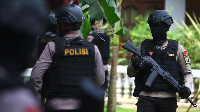 Ideologi Jihad dan Bisnis <i>Air Softgun</i> Sofyan Tsauri