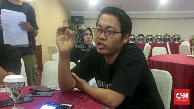 Bukalapak 'Bersih-bersih' Pelapak Buku Komunisme