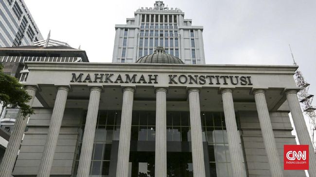Organisasi Advokat Gugat Perppu Ormas ke MK