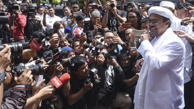 Rizieq Enggan Pulang, Akan Undang Anggota Komnas HAM ke Arab