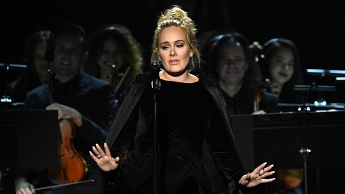 Cerita 'Adele Kecil' Di Balik Adegan Menangisi George Michael