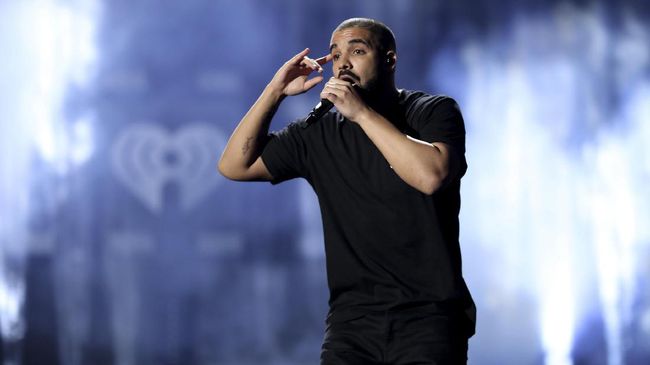 Kurang Penyanyi Wanita, Album Baru Drake Dikritik Lily Allen