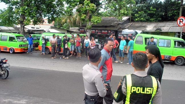 Tolak Ojek Online, Angkot di Bogor Dua Hari Mogok Beroperasi