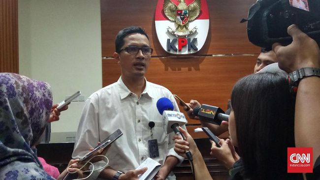 KPK Minta Polisi Segera Buru Dalang Penyiram Air Keras Novel