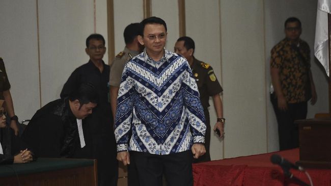 Ahok Ajukan Banding Atas Vonis 2 Tahun