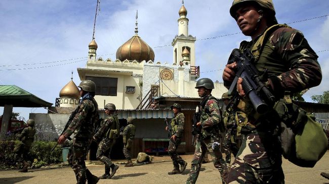 Filipina Klaim Kepung Militan di Marawi