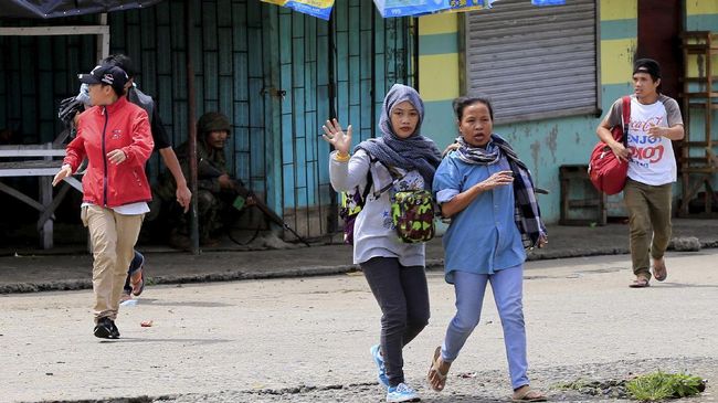 Bentrokan Kembali Pecah, Evakuasi Warga di Marawi Gagal