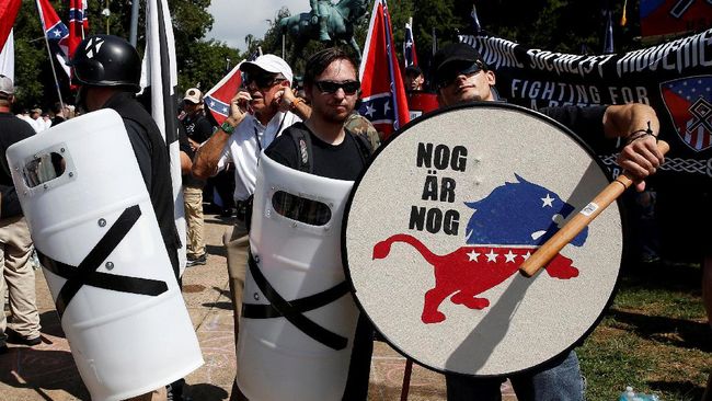 Trump Kutuk Demo di Charlottesville yang Berujung Ricuh