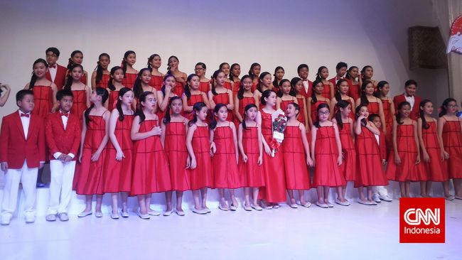 Paduan Suara Indonesia The Resonanz Raih Juara Umum di Roma